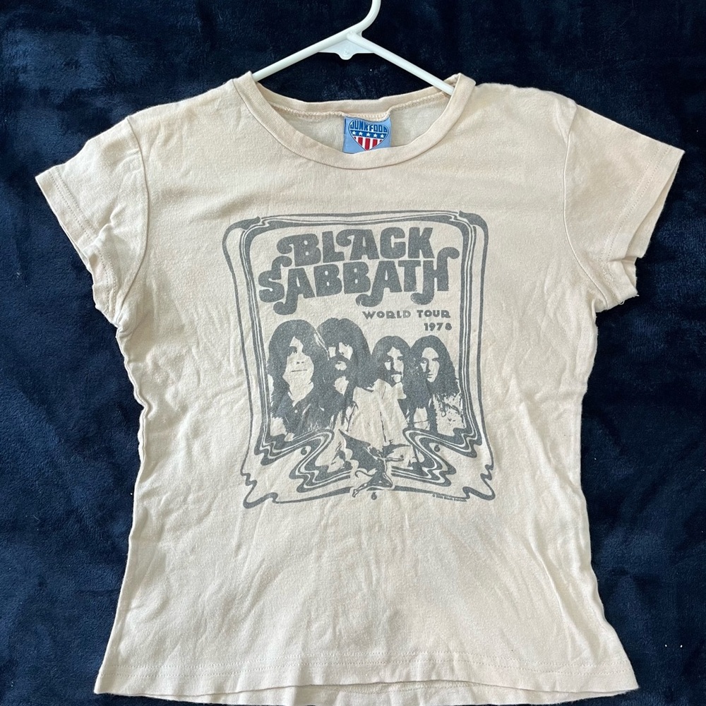 Black Sabbath Tee Size Medium Juniors Vintage Y2K Junk Food Brand